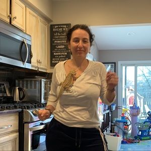 Meet your Posher, Aliza